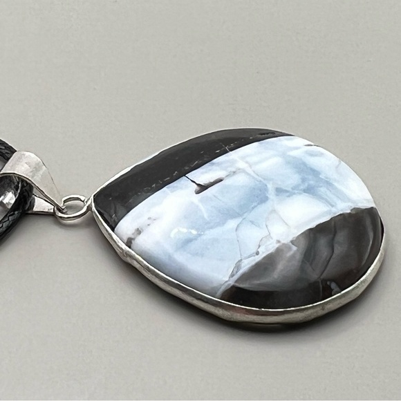 New Blue Owyhee Opal Stone Silver Overlay Pendant Necklace w Cord - Picture 3 of 6